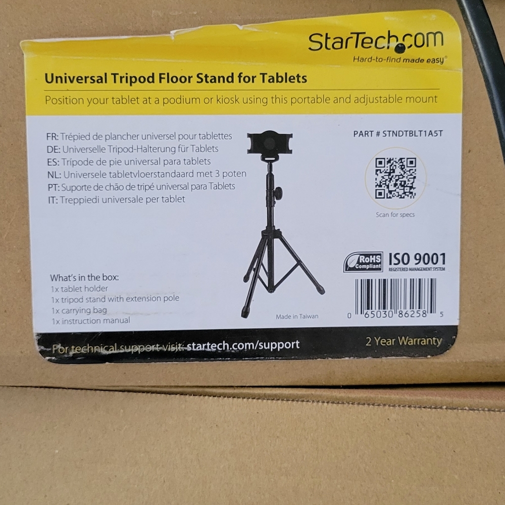 Startech.com Tripod Floor Stand For Tablets - Portable Tripod With Bag NIB.
